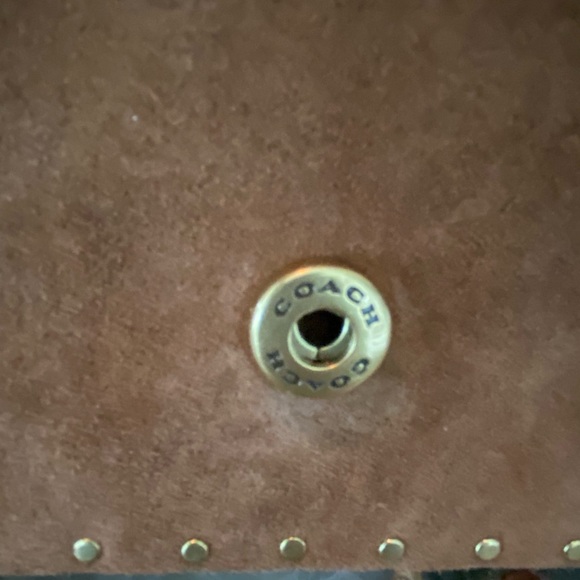 COACH Colorblock riveted Beat bag - Picture 11 of 15